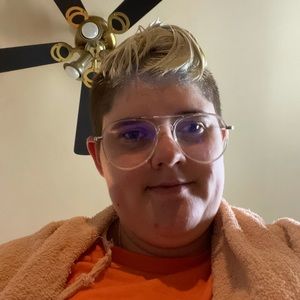 Meet your Posher, Marie-pierre